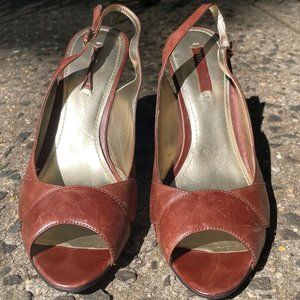 Nine West Leather peep toe Sling back heels